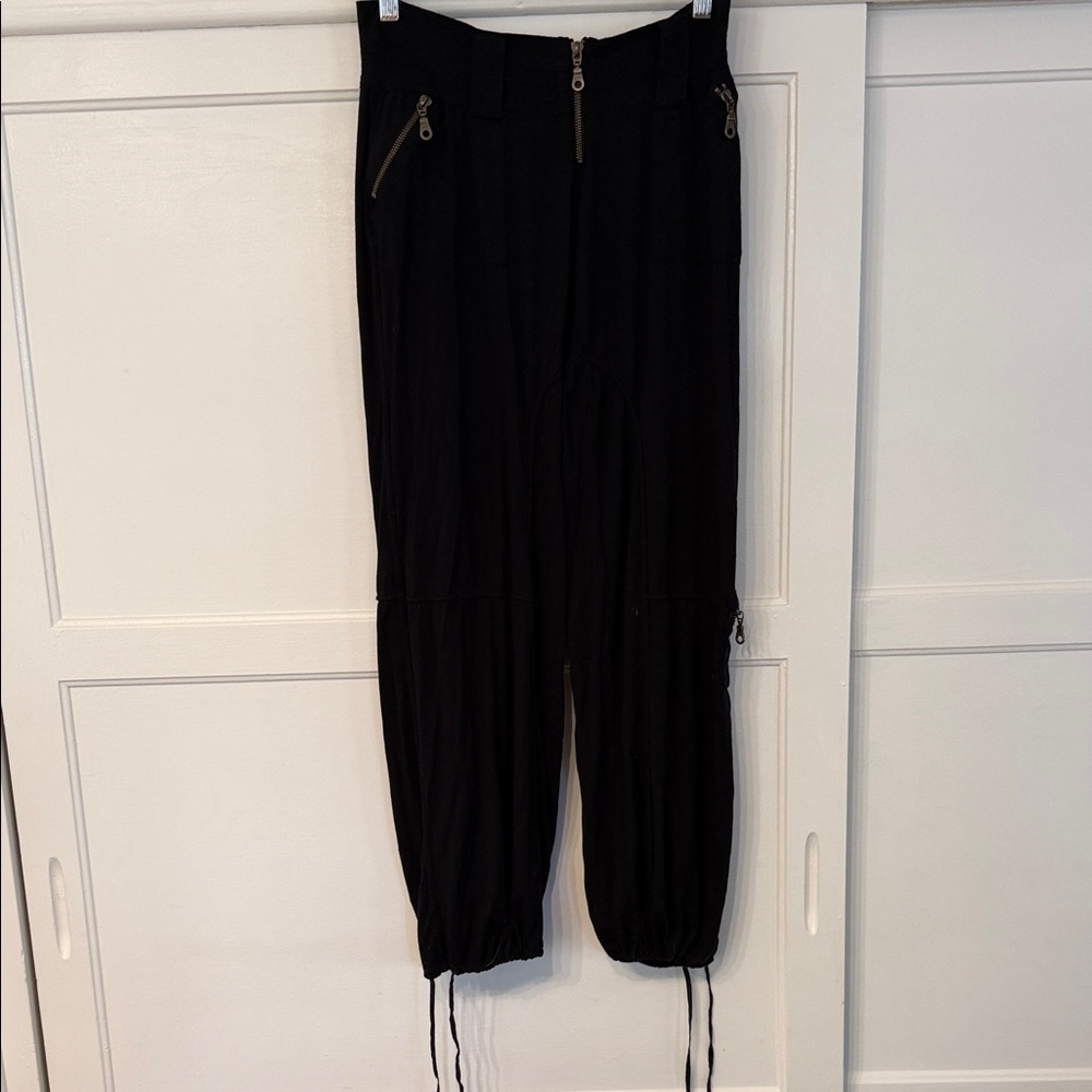 Indah Black Low Waisted Stretchy Zipper Pants